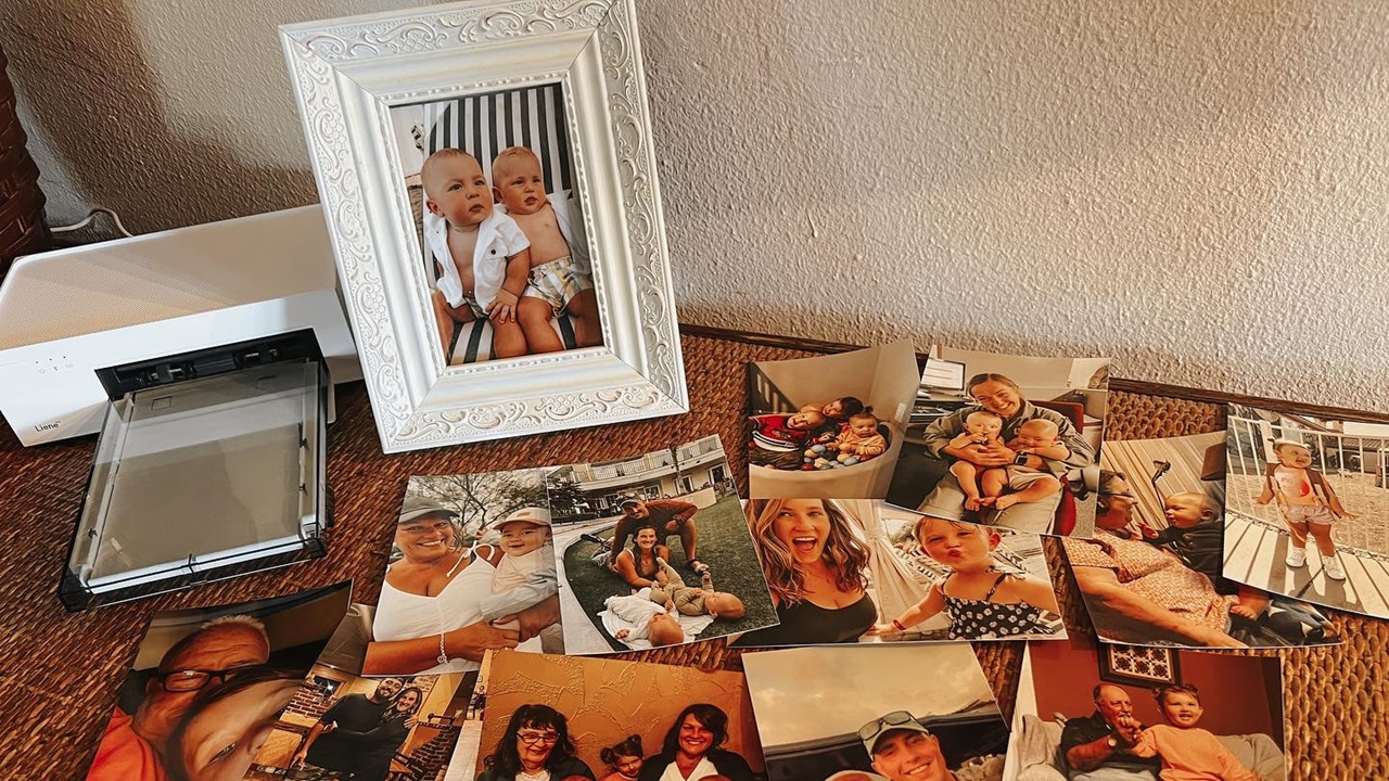 Capturing Smiles: Creating Fun Moments with Portable Photo Printers Using iPhone