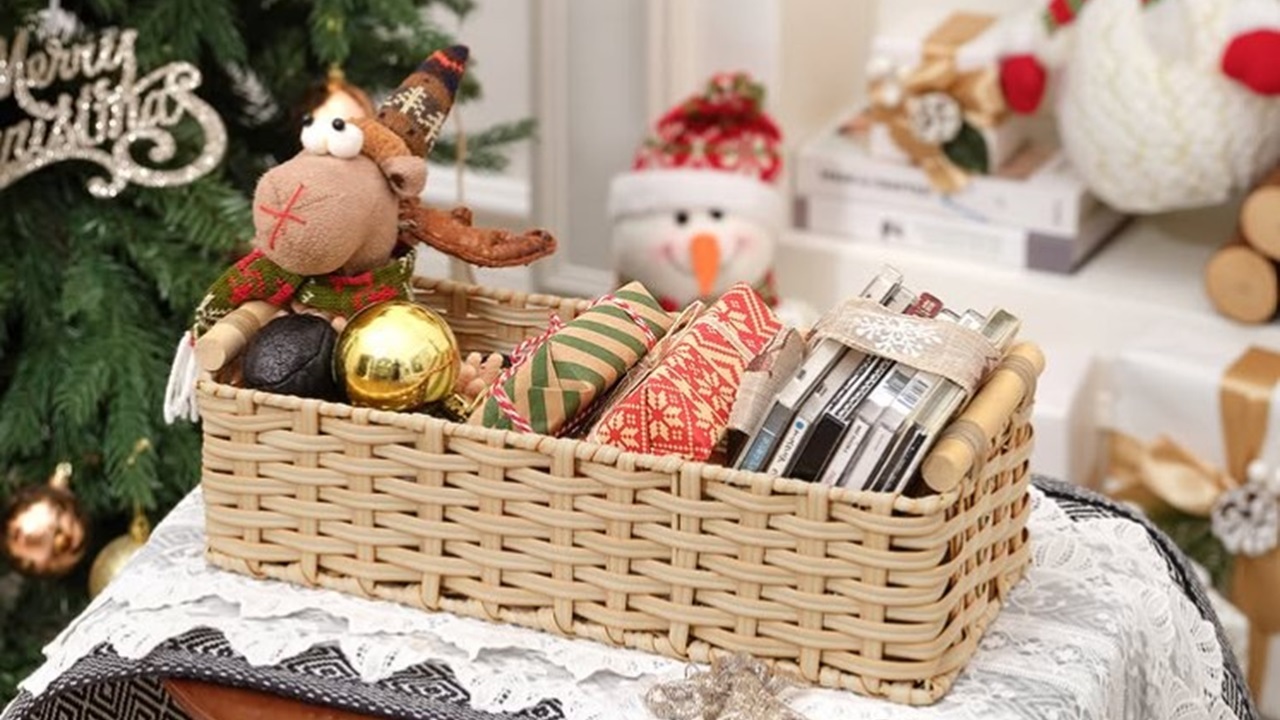 Creative Ways to Use Granny Says Wicker Storage Baskets for Holiday Décor